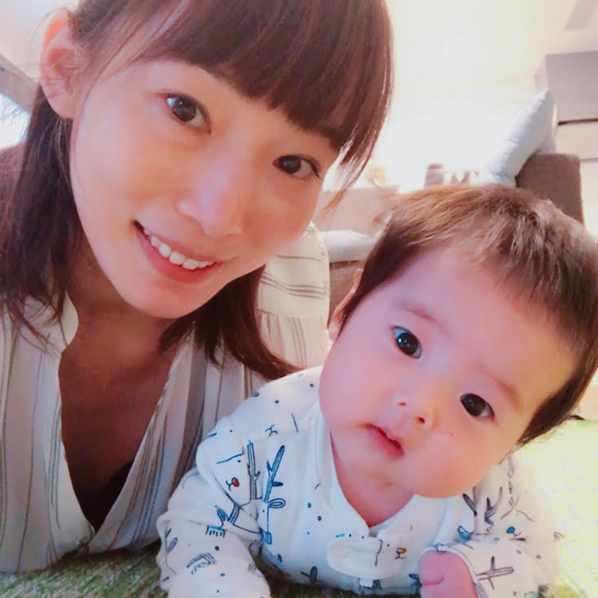 かわいい赤ちゃんの成長記録をおしゃれな写真に残す撮り方｜富士フイルムのフォトブック