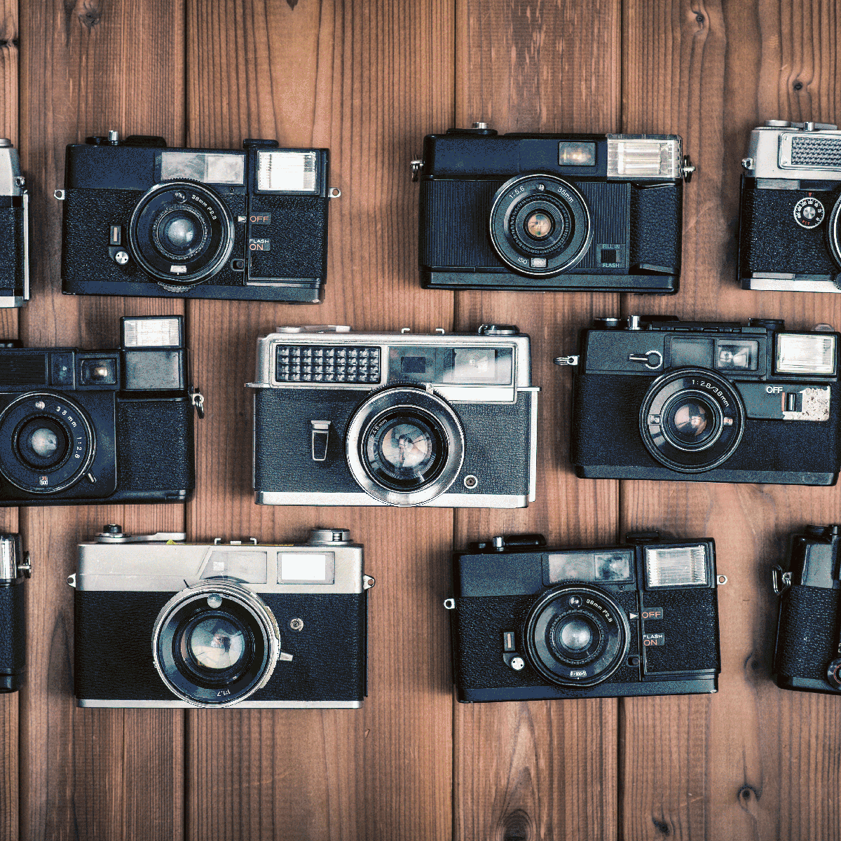 カメラがない時代の思い出を残す方法と歴史｜富士フイルムのフォトブック