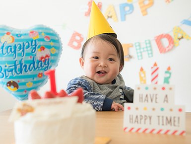 1歳の誕生日のお祝い おしゃれな写真の撮り方 自宅編 フジフイルムのフォトブック