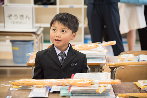 子どもの入学式の写真